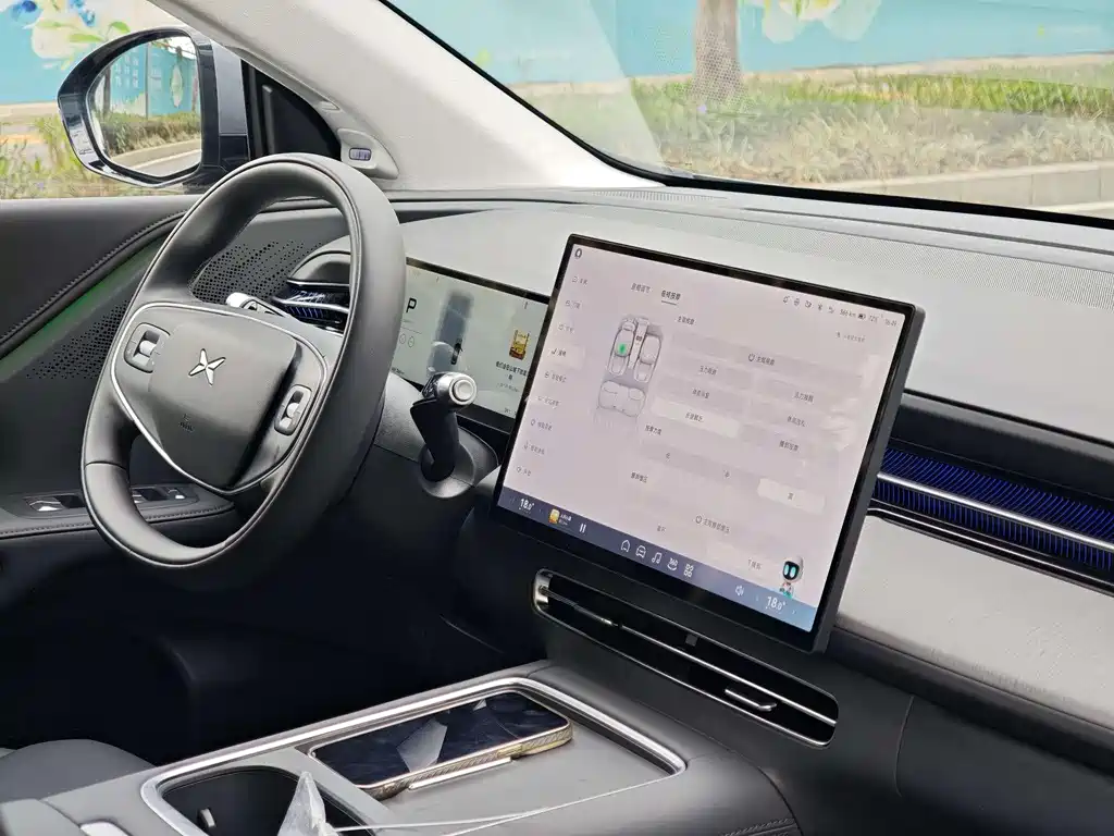 Xpeng G6 2025 model 625 long battery life Max flagship version купить на сайте DeffCars