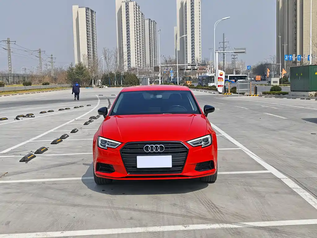 Audi A3 2014 Limousine 35 TFSI Automatic Enterprising купить на сайте DeffCars