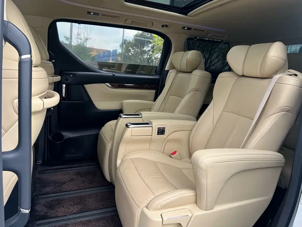 Alfa 2018 facelift 3.5L luxury version купить на сайте DeffCars