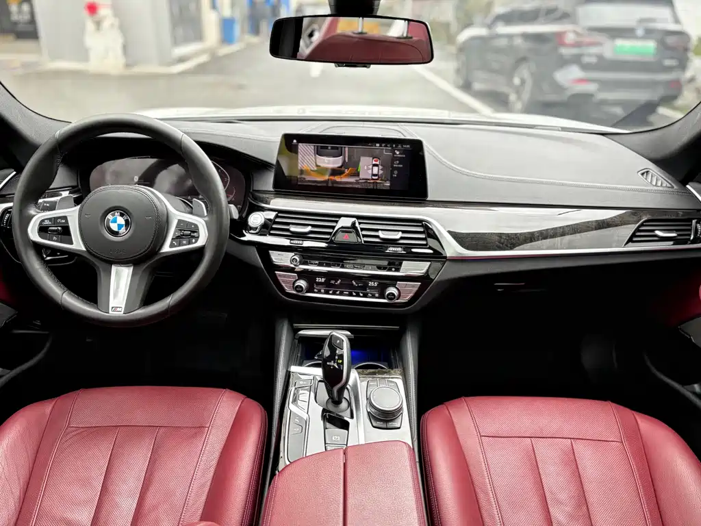BMW 5 Series 2020 530Li Exclusive M Sports Package купить на сайте DeffCars
