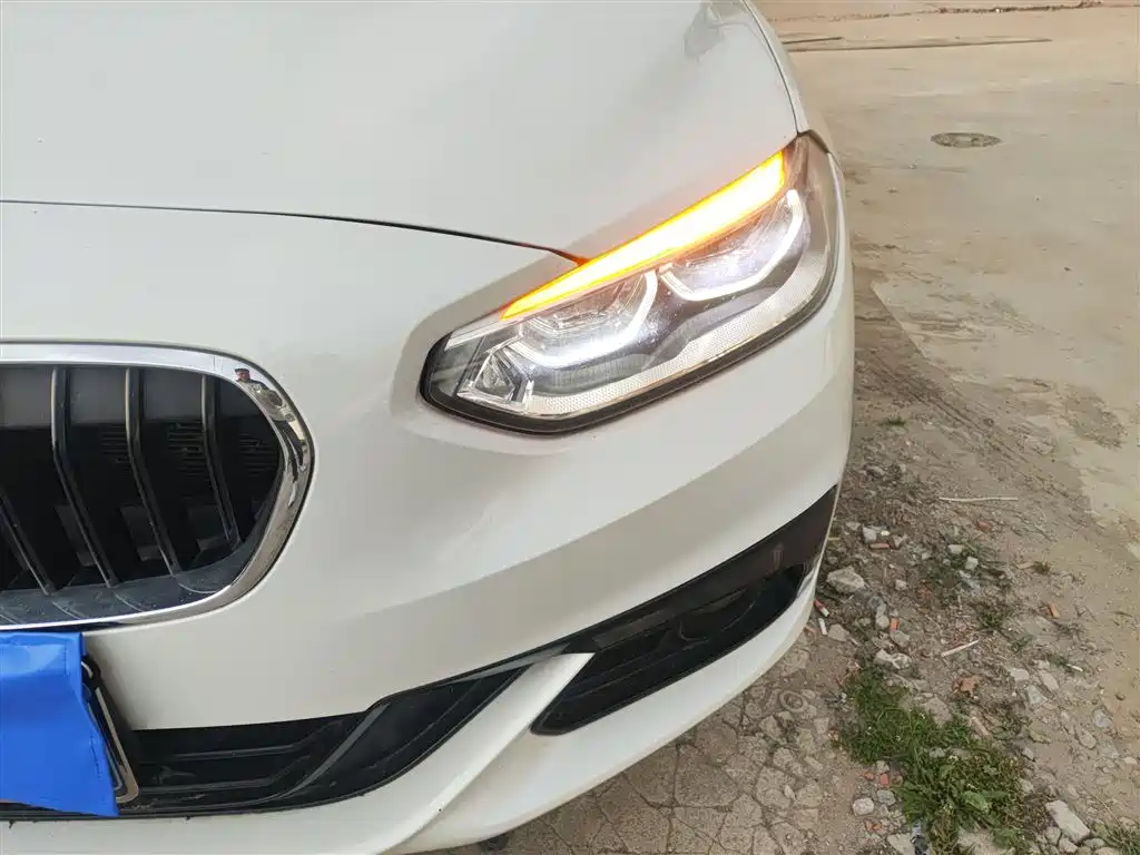 BMW 1 Series 2018 118i Sports купить на сайте DeffCars