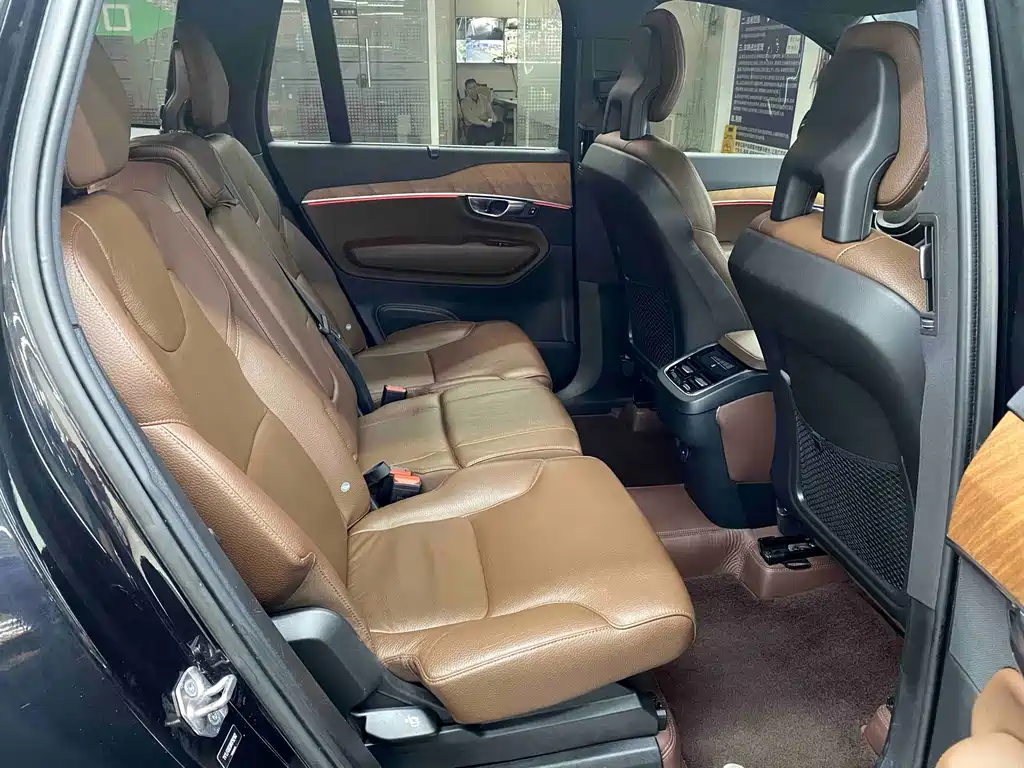 Volvo XC90 2022 B6 Zhiyi Luxury Edition 7 seats купить на сайте DeffCars