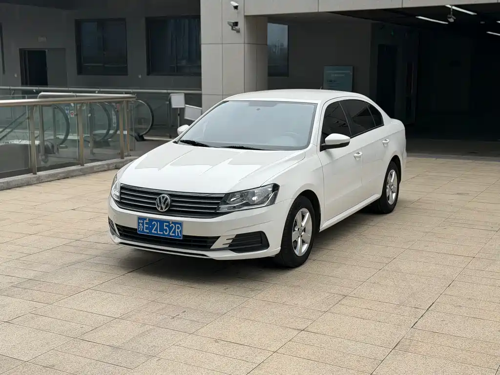 Lavida 2021 1.5L automatic fashion version купить на сайте DeffCars