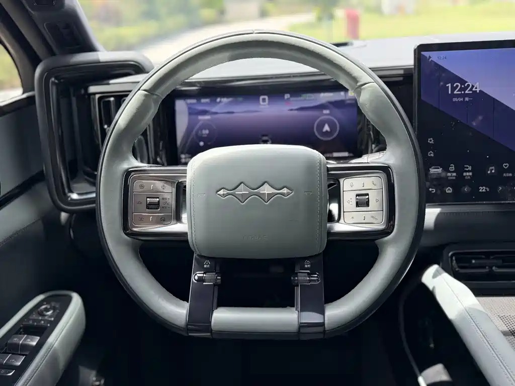 Leopard 5 2023 Pilot Edition купить на сайте DeffCars
