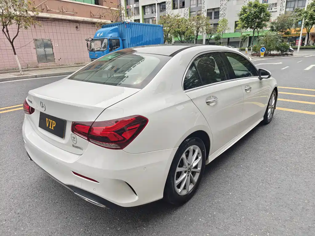 Mercedes-Benz A-Class 2020 Facelift A 200 L Sports Sedan Fashionable купить на сайте DeffCars