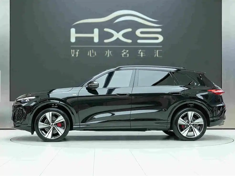 Audi Q5L 2026 2.0T smart hybrid exclusive model купить на сайте DeffCars
