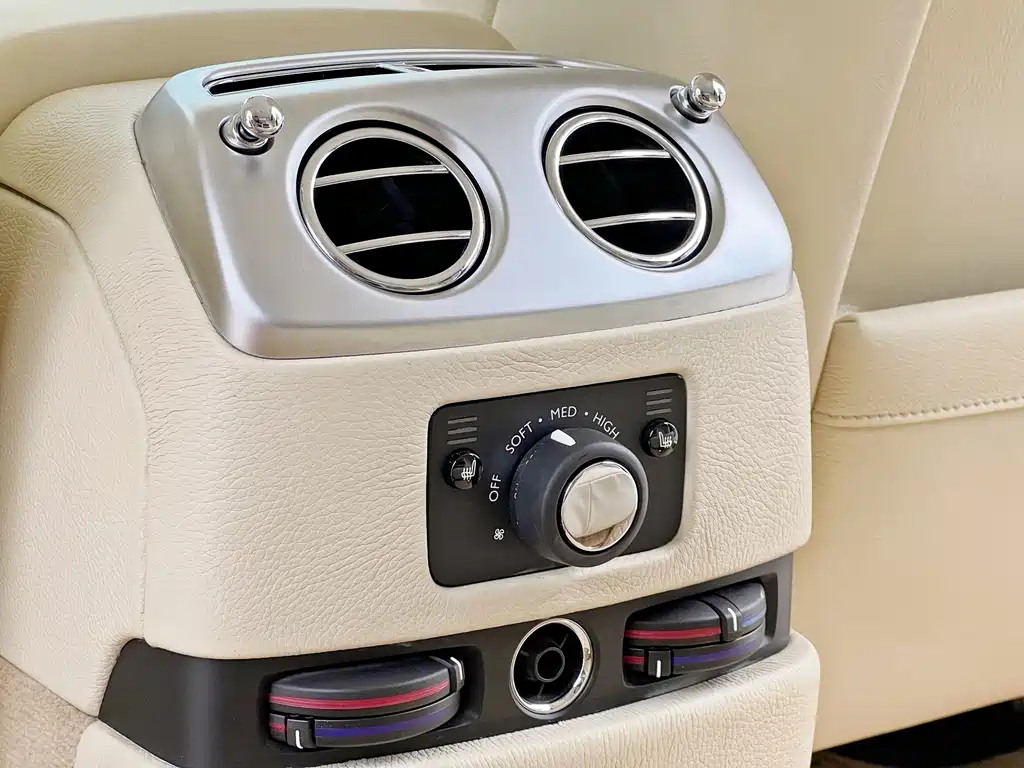 Ghost 2010 6.6T Standard Edition купить на сайте DeffCars