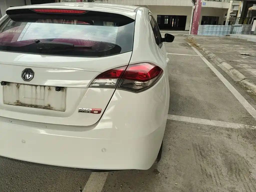 MG5 2012 1.5L automatic elite version купить на сайте DeffCars