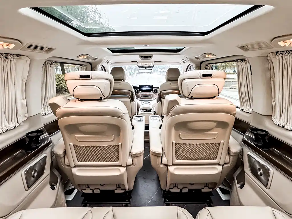 Mercedes-Benz V-Class 2022 V 260 L Long Wheelbase Luxury Edition купить на сайте DeffCars