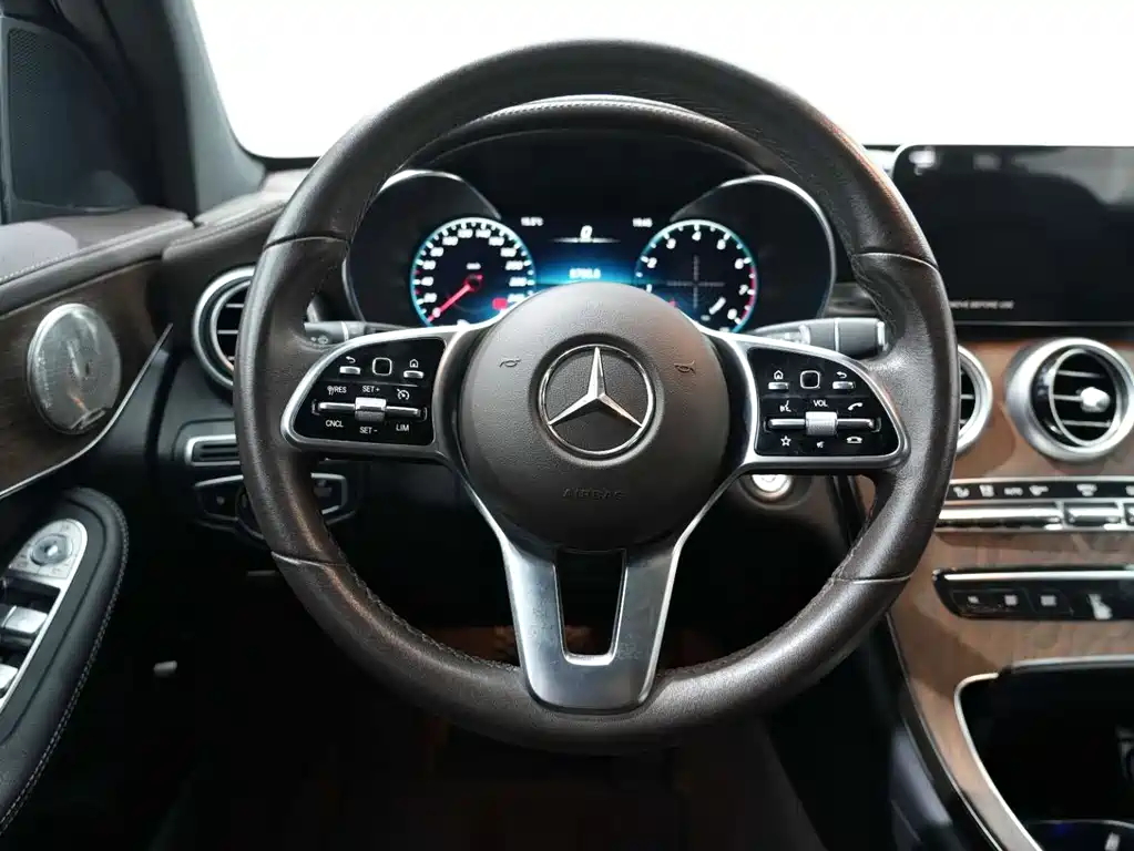 Mercedes-Benz GLC 2022 facelift GLC 300 L 4MATIC Dynamic Edition купить на сайте DeffCars