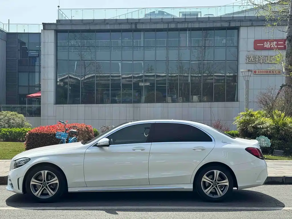 Mercedes-Benz C-Class 2020 facelift C 260 L sports version купить на сайте DeffCars