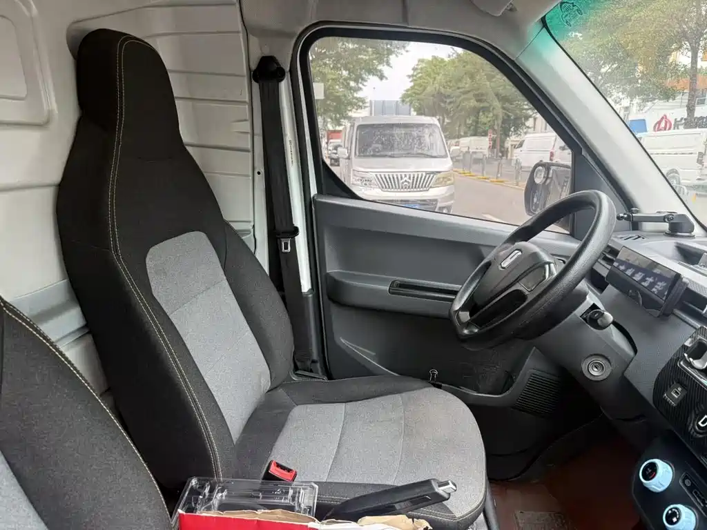 Long-range Xingxiang V 2022 Xingxiang V6E exclusive version long axis Ningde 41.86kWh купить на сайте DeffCars