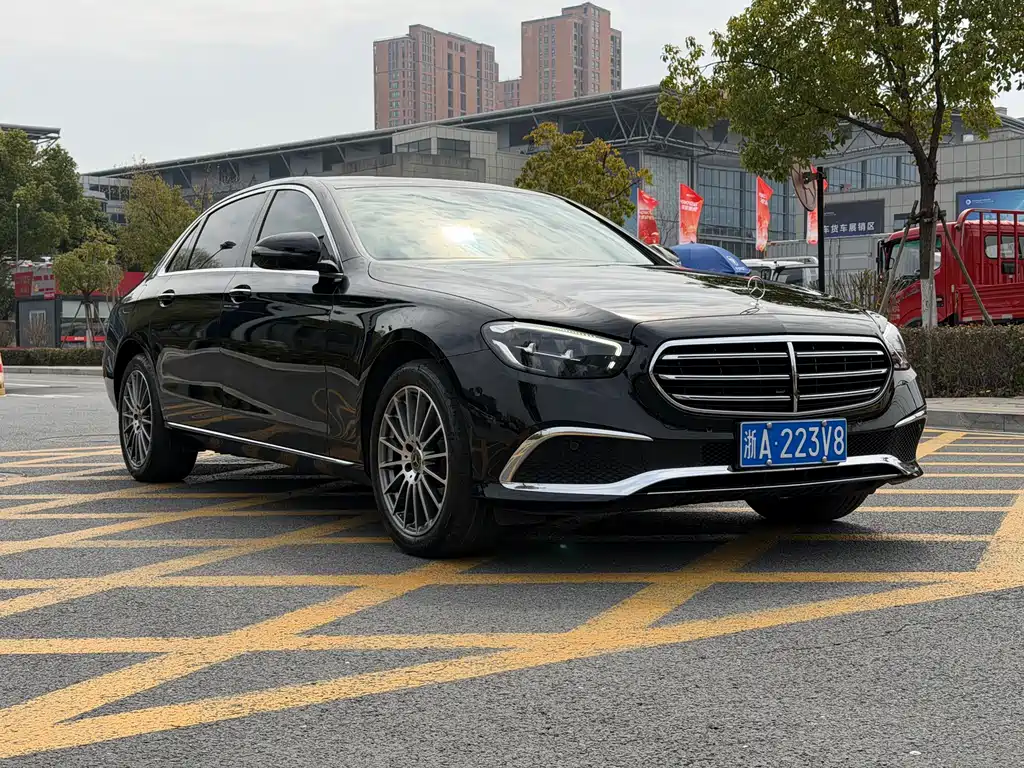 Mercedes-Benz E-Class 2023 E 260 L купить на сайте DeffCars