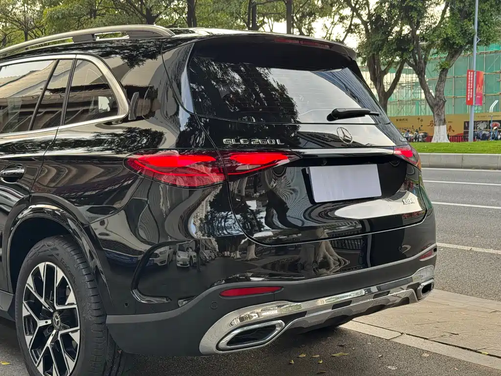 Mercedes-Benz GLC 2024 GLC 260 L 4MATIC luxury model 5 seats купить на сайте DeffCars