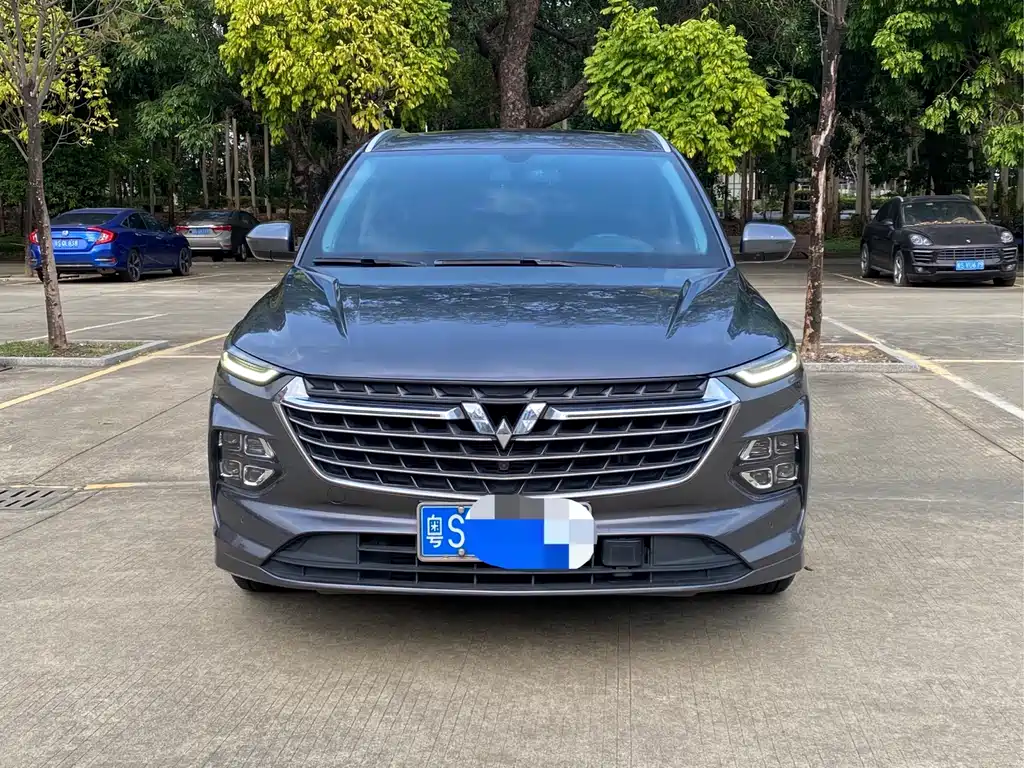 Wuling Capgemini 2020 1.5T CVT flagship model купить на сайте DeffCars