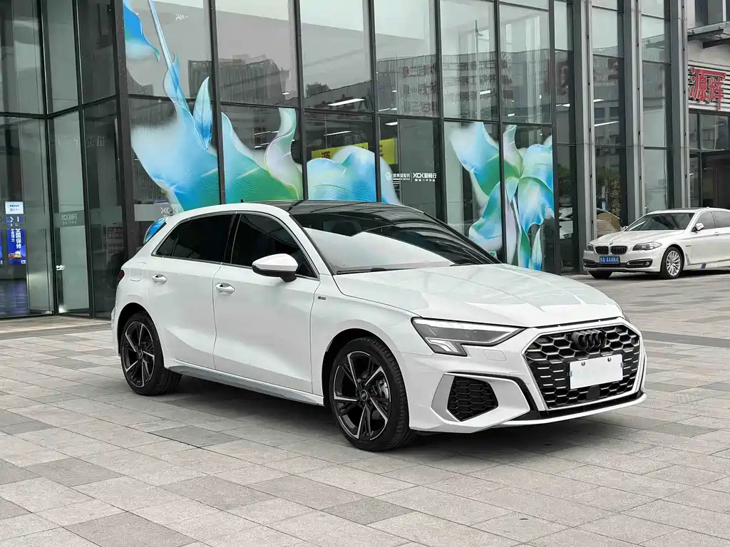 Audi A3 2023 facelift Sportback 35 TFSI stylish and sporty купить на сайте DeffCars