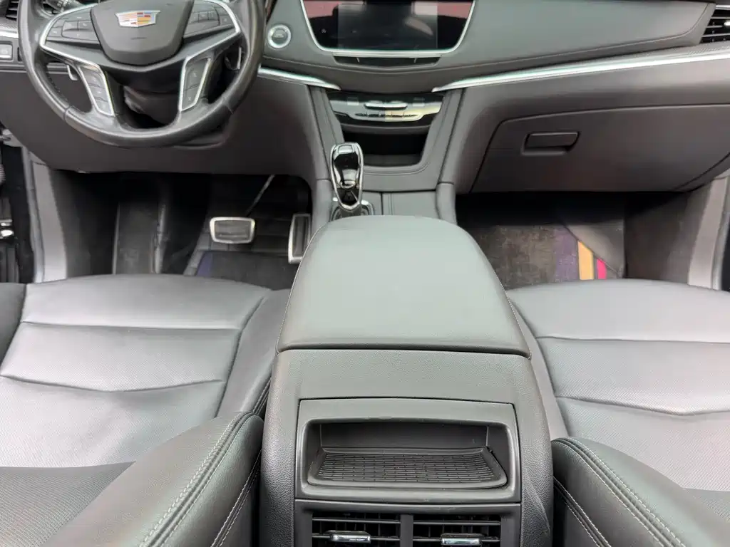 Cadillac XT5 2022 2.0T four-wheel drive luxury model (Hummingbird version) купить на сайте DeffCars