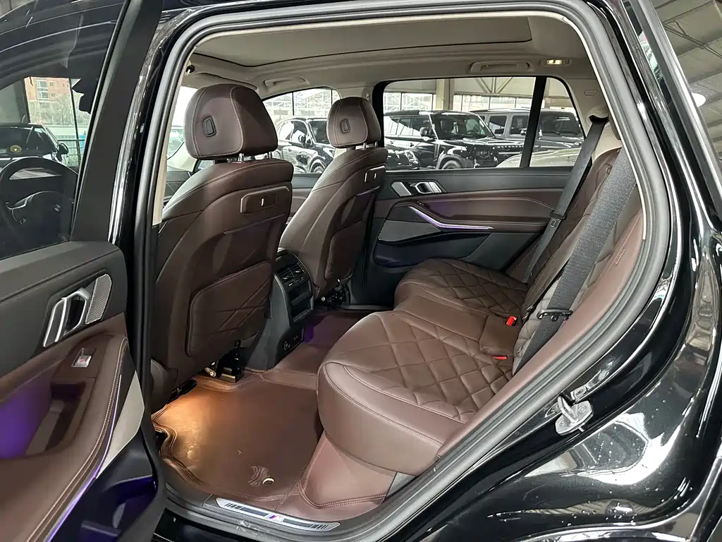 BMW X5 2023 xDrive 30Li Exclusive M Sports Package купить на сайте DeffCars
