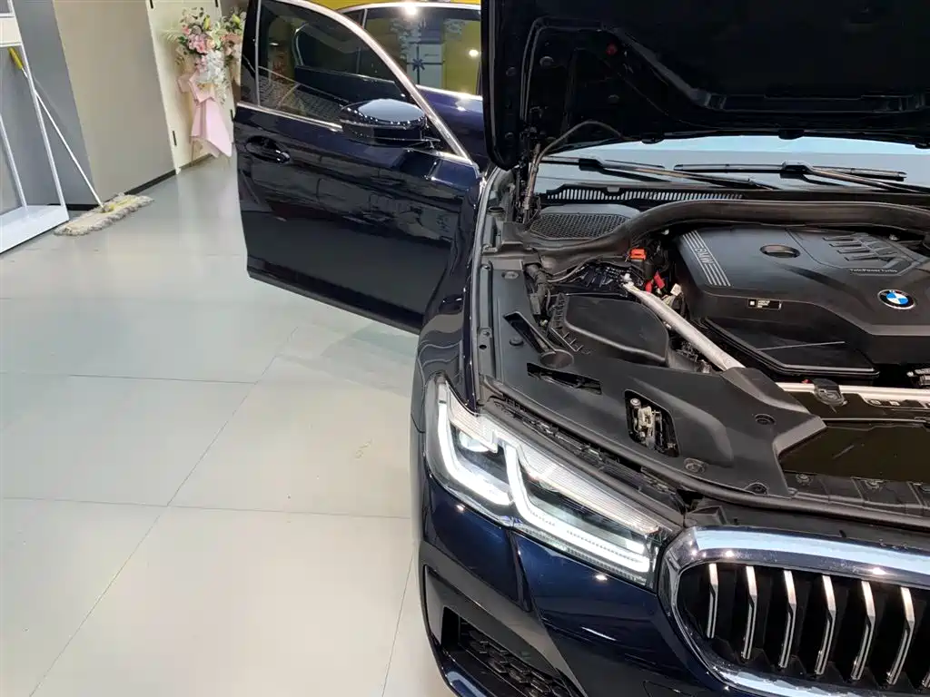 BMW 5 Series 2021 facelift 525Li M Sports Package купить на сайте DeffCars