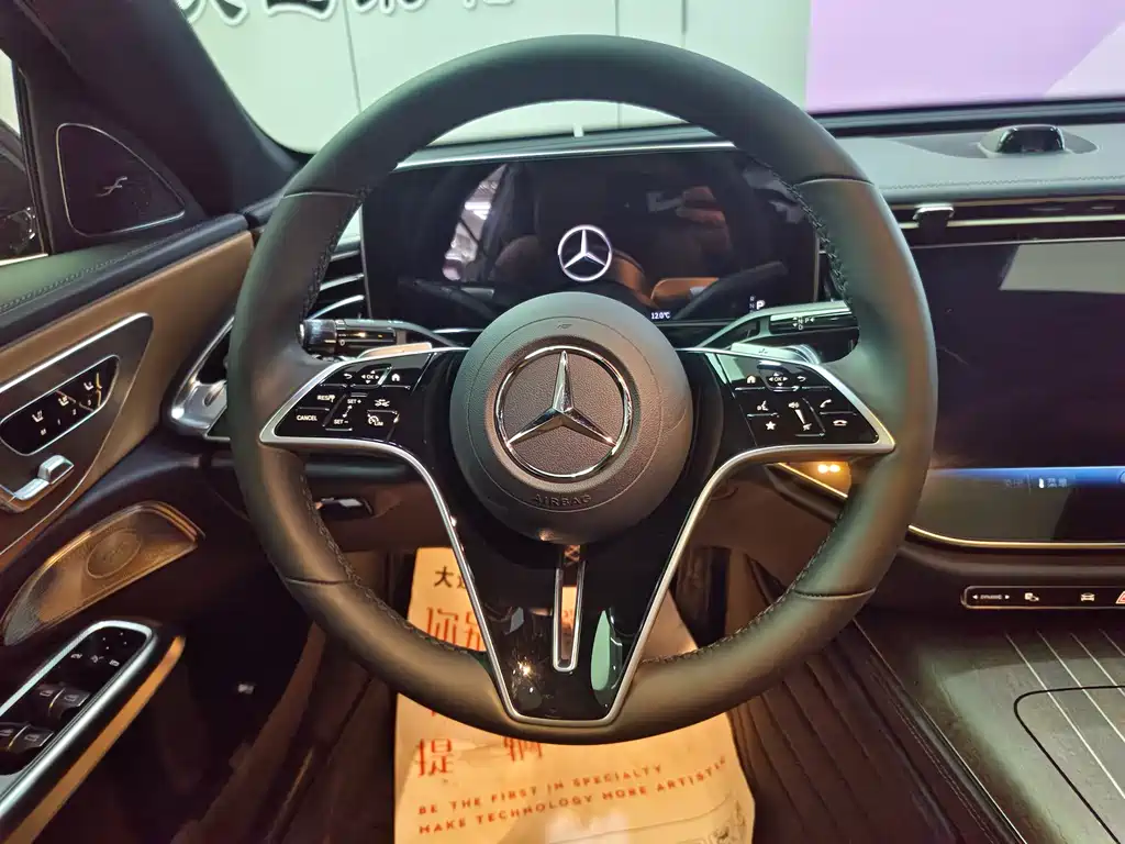 Mercedes-Benz E-Class 2025 E 300 L Luxury Model купить на сайте DeffCars
