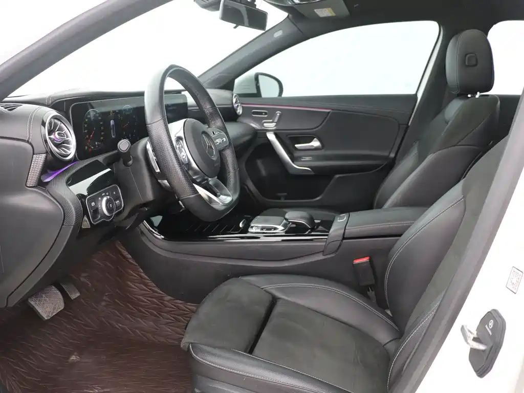 Mercedes-Benz A-Class 2020 A 200 L Sports Sedan купить на сайте DeffCars