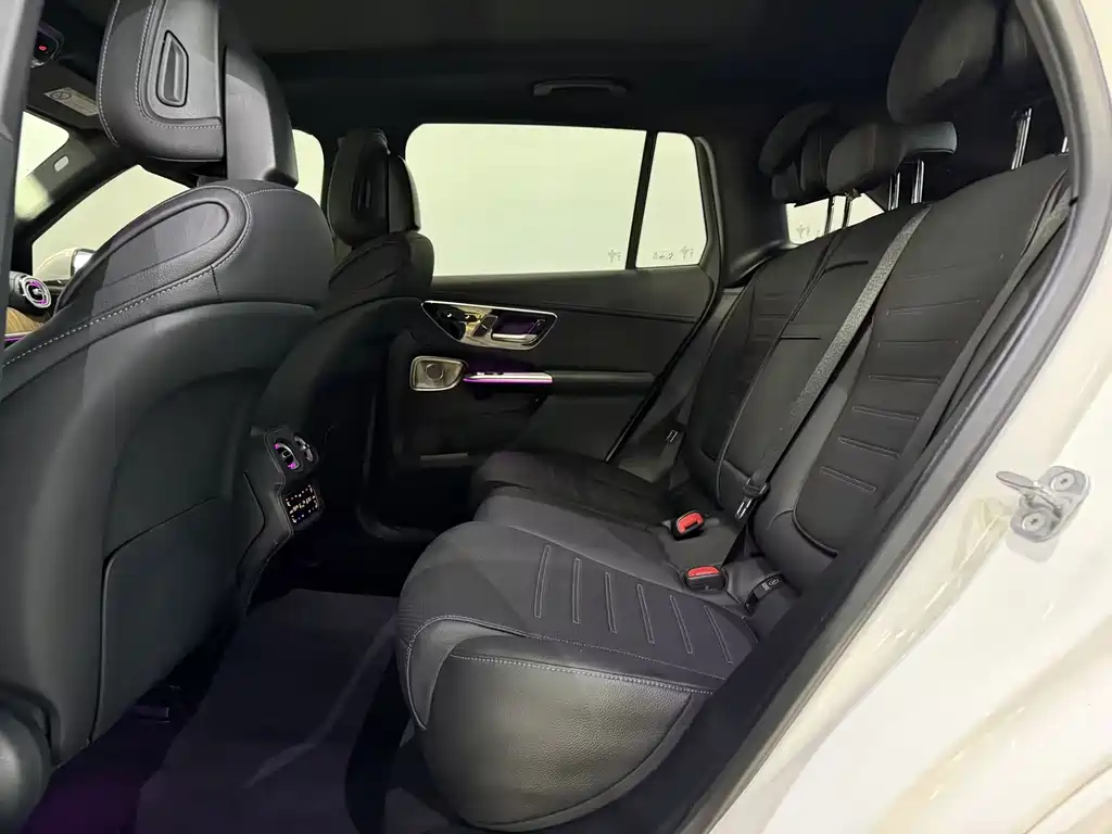 Mercedes-Benz GLC 2023 GLC 300 L 4MATIC Dynamic 5-seater купить на сайте DeffCars