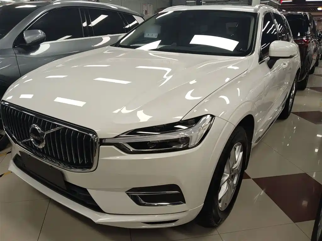 Volvo XC60 2021 T5 four-wheel drive Zhiyi Luxury Edition купить на сайте DeffCars