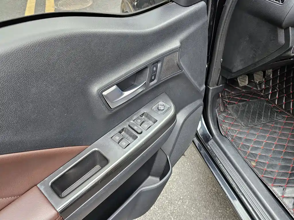 Fengjun 7 2021 2.0T diesel two-wheel drive elite large double GW4D20M купить на сайте DeffCars