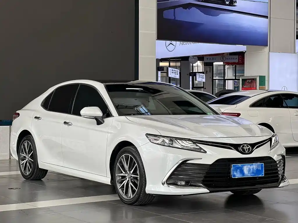 Camry 2021 2.5G Deluxe Edition купить на сайте DeffCars