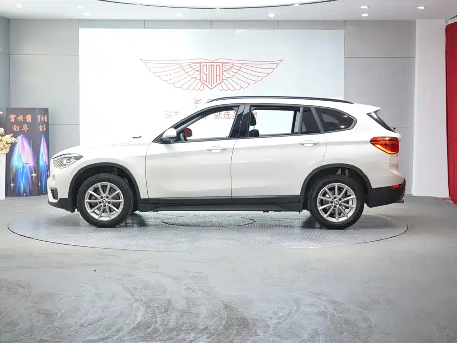 BMW X1 2019 sDrive18Li Fashion Model купить на сайте DeffCars