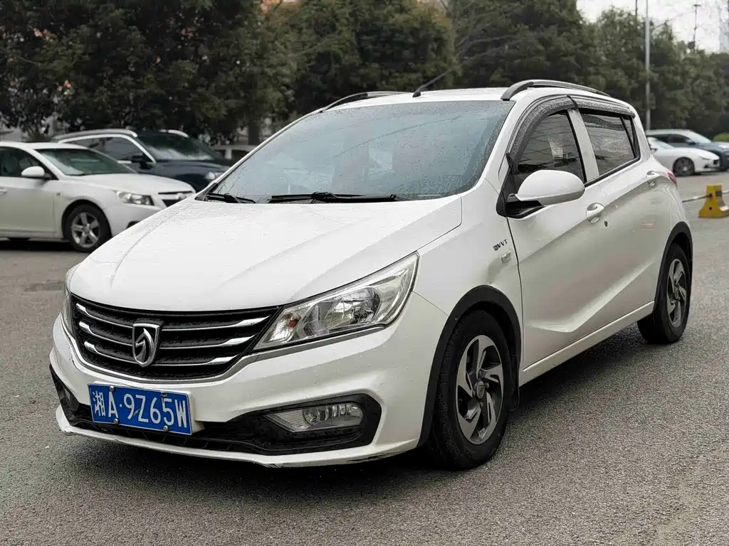 Baojun 310 2017 1.5L automatic fashion model купить на сайте DeffCars