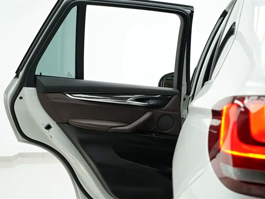 BMW X5 imported 2014 xDrive35i elegant model купить на сайте DeffCars