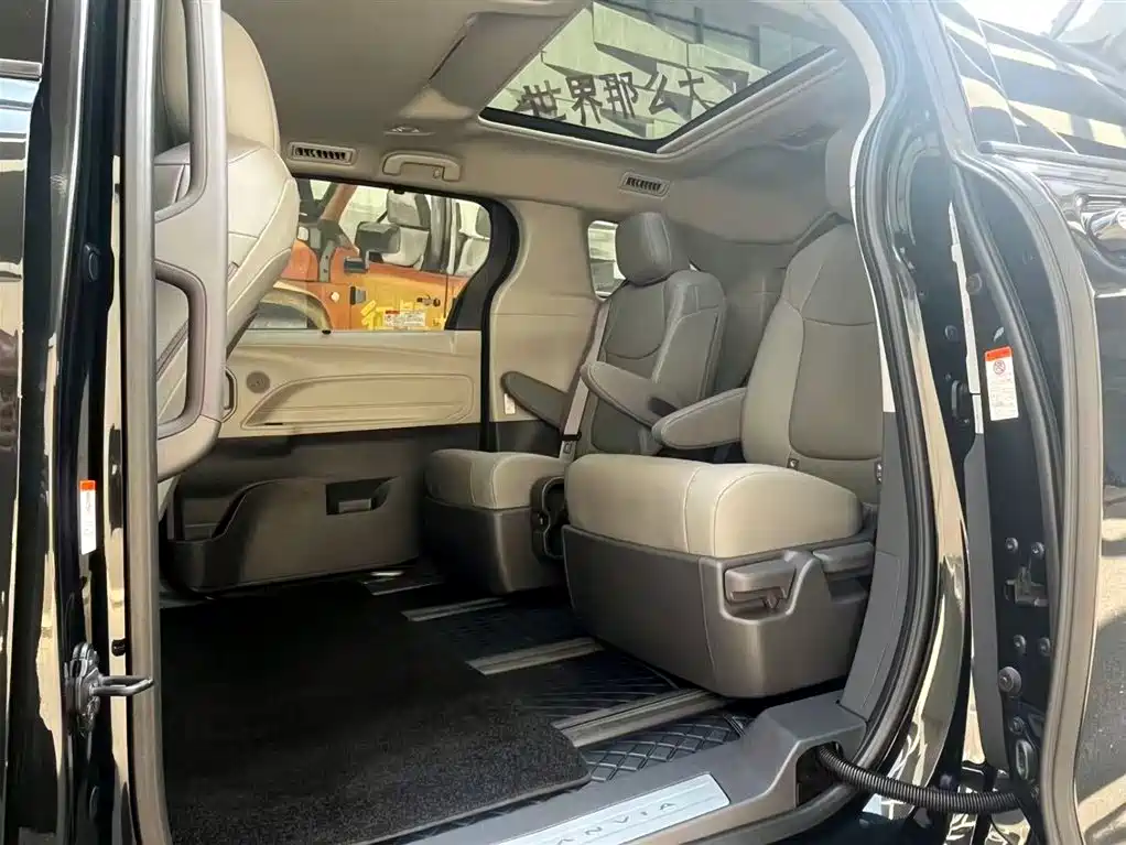 Grevia 2023 2.5L Hybrid Premium PLUS Edition купить на сайте DeffCars