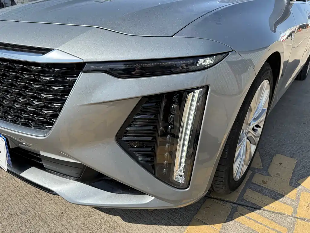 Cadillac CT6 2023 28T luxury model купить на сайте DeffCars