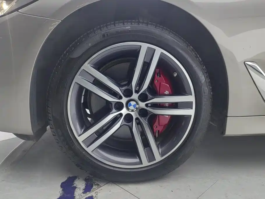 BMW 5 Series 2023 530Li Leading Luxury Package купить на сайте DeffCars
