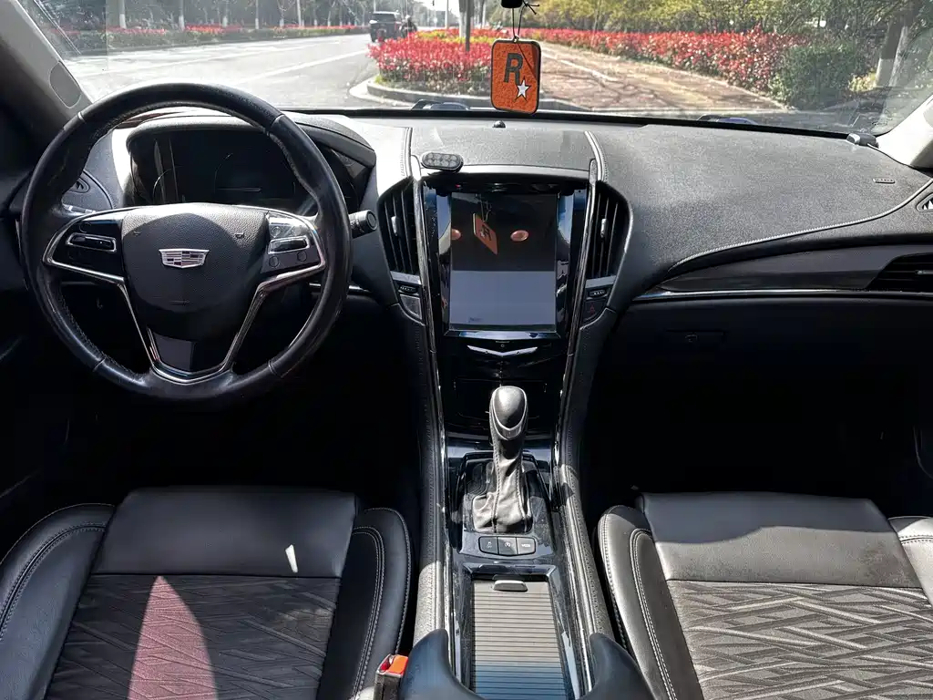 Cadillac ATS-L 2017 28T Fashion Model купить на сайте DeffCars