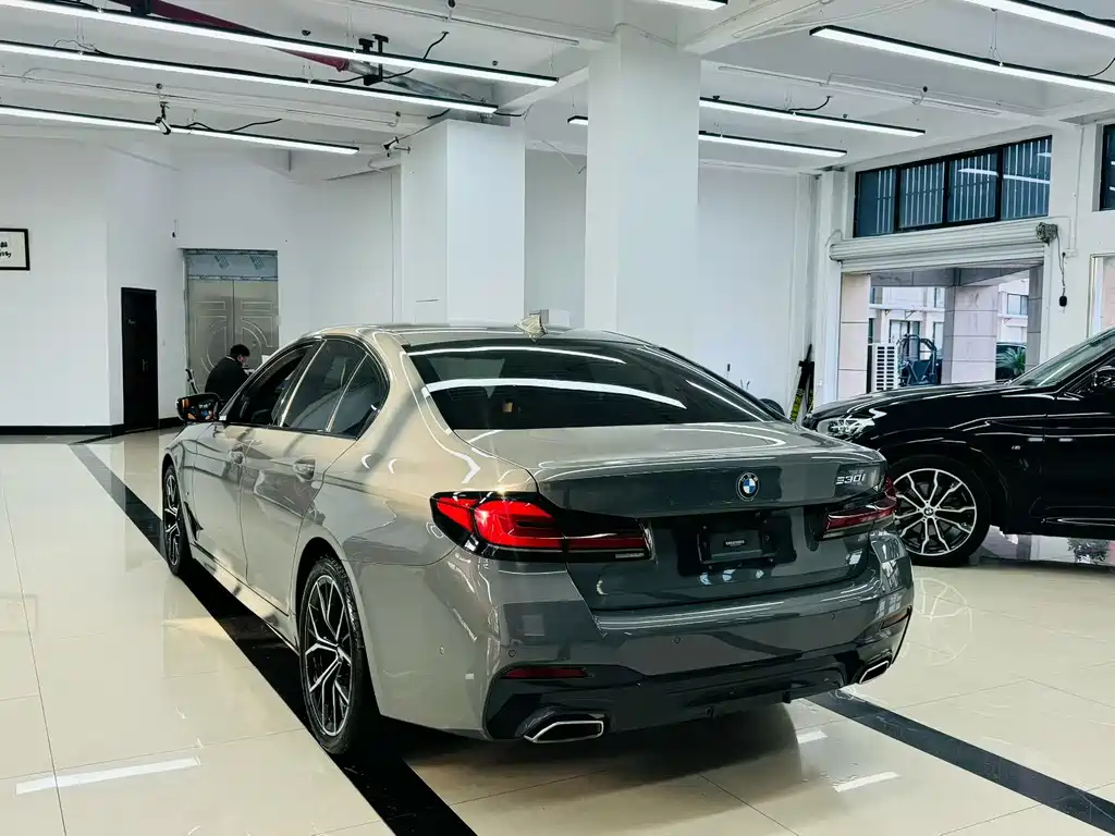 BMW 5 Series Imported 2021 530i M Sports Package купить на сайте DeffCars