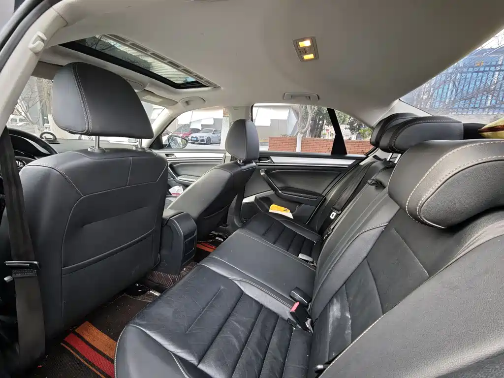 Bora 2018 1.5L automatic comfort model купить на сайте DeffCars