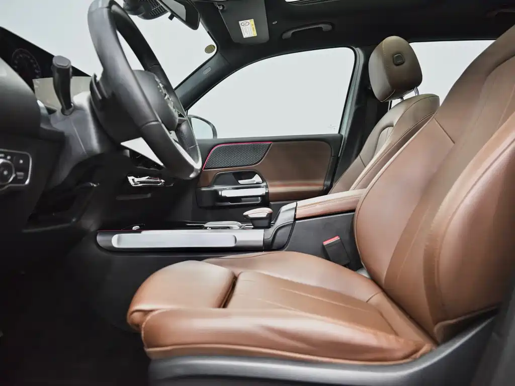 Mercedes-Benz GLB 2024 GLB 220 Dynamic купить на сайте DeffCars