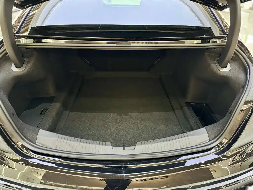 Cadillac CT5 2024 28T Premium Model купить на сайте DeffCars