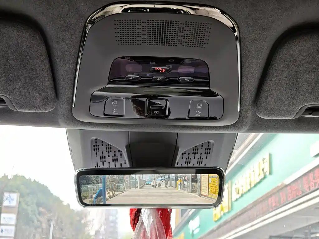 Jikrypton 009 2024 seven-seat aisle version four-wheel drive 108kWh купить на сайте DeffCars