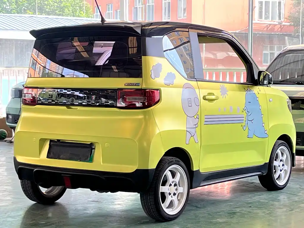 宏光MINIEV 2021款 马卡龙时尚款 磷酸铁锂 купить на сайте DeffCars