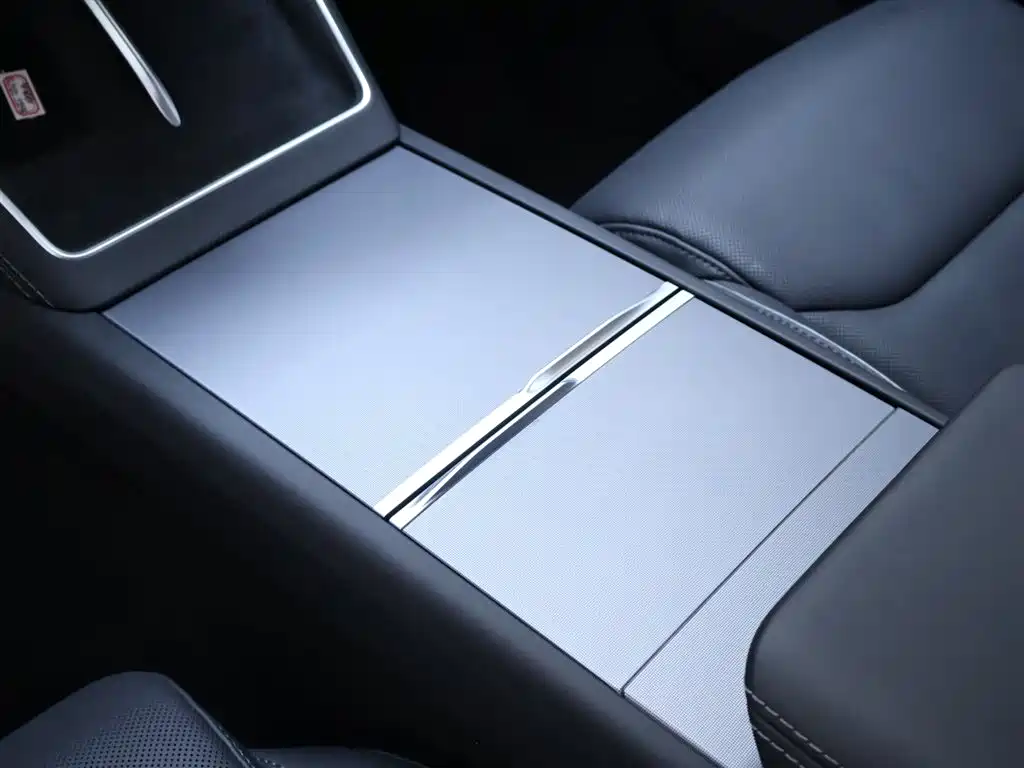Model Y L 2025 long-range all-wheel drive version купить на сайте DeffCars