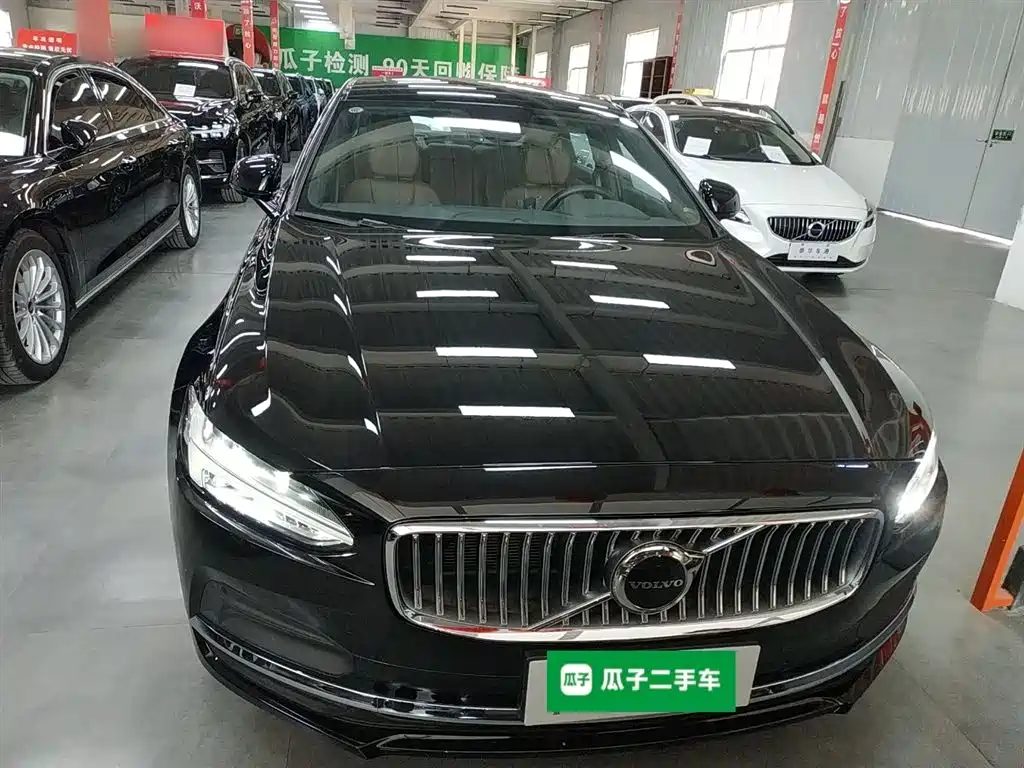 Volvo S90 2024 B5 Zhiyi Luxury Edition купить на сайте DeffCars