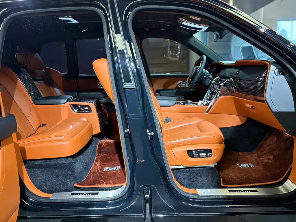Cullinan 2018 four-seat version купить на сайте DeffCars