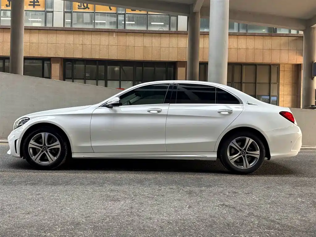 Mercedes-Benz C-Class 2020 C 260 L Sports Edition купить на сайте DeffCars