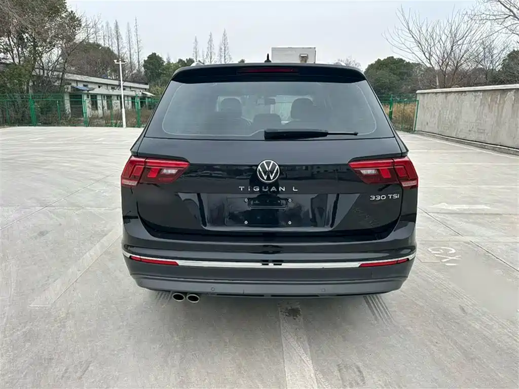 Tiguan L 2021 330TSI automatic two-wheel drive smart version купить на сайте DeffCars