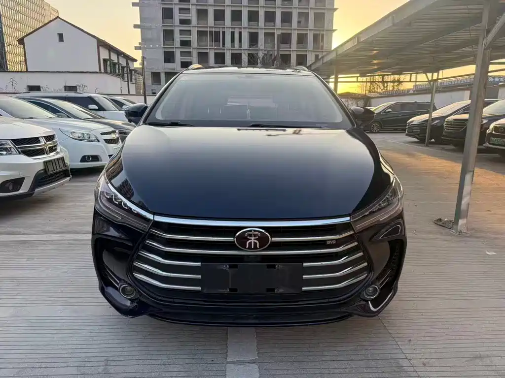 Song MAX 2017 1.5T automatic intelligent connected elite type 7 seats купить на сайте DeffCars