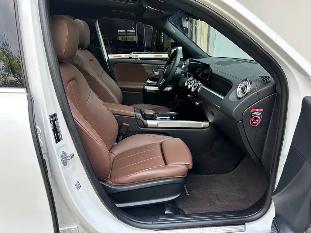 Mercedes-Benz GLB 2023 GLB 220 Fashion Model купить на сайте DeffCars
