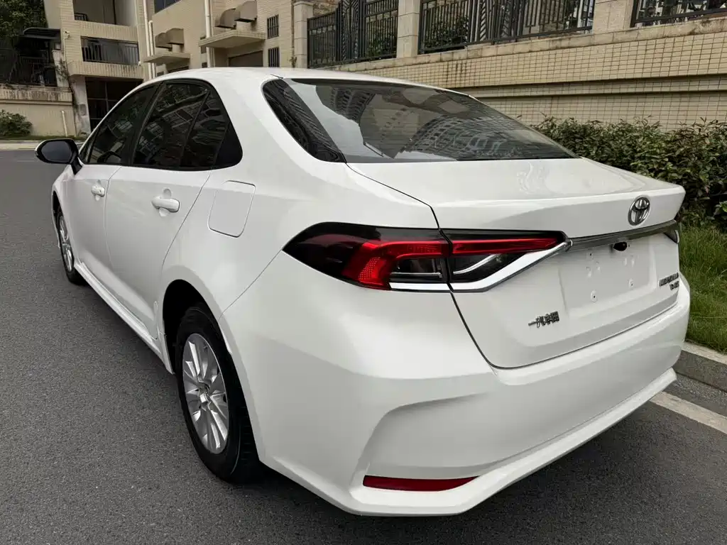 Corolla 2019 1.2T S-CVT GL Pioneer Edition купить на сайте DeffCars